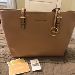 Michael Kors Tote